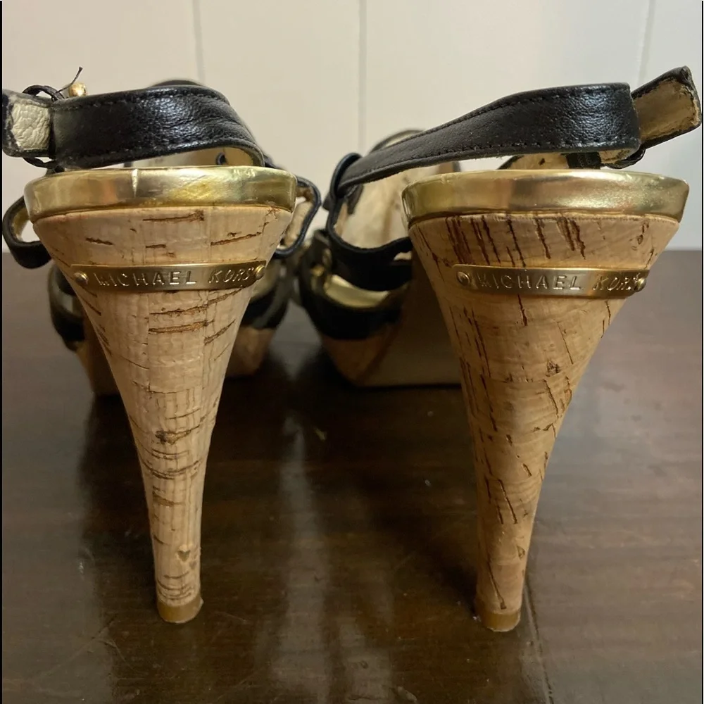 Michael Korrs leather black gold stilleto Heel 8 rubber lower opentoe sling back - Picture 7 of 7